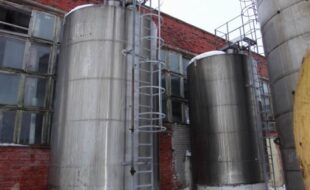 Продаю емкости нержавеющие, объем 30 куб.м.